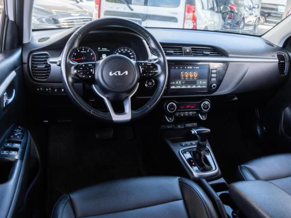 Kia Rio IV Рестайлинг с пробегом 2022 года, цена 1 830 000 рублей, 76030 км, седан, Автокод Объявления