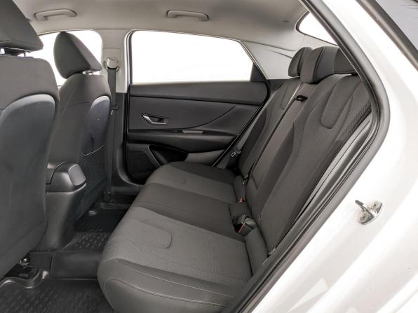 Hyundai Elantra VII (CN7) с пробегом 2022 года, цена 1 810 000 рублей, 70157 км, седан, Автокод Объявления
