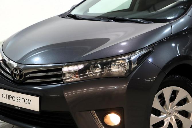 Toyota Corolla XI (E160 E170 E180) с пробегом 2013 года, цена 1 325 000 рублей, 120000 км, седан, Автокод Объявления