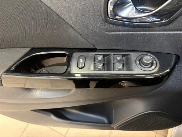 Renault Kaptur I с пробегом 2018 года, цена 1 535 000 рублей, 102991 км, внедорожник, Автокод Объявления