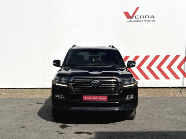 Toyota Land Cruiser 200 Series Рестайлинг 2 с пробегом 2018 года, цена 7 700 000 рублей, 181219 км, внедорожник, Автокод Объявления