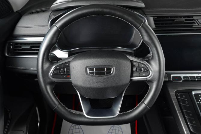 Geely Atlas Pro с пробегом 2023 года, цена 2 959 000 рублей, 59900 км, внедорожник, Автокод Объявления
