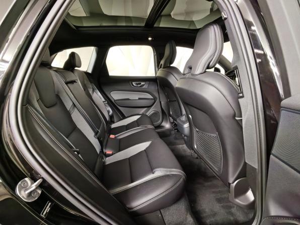 Volvo XC60 II Рестайлинг с пробегом 2025 года, цена 6 495 000 рублей, 14631 км, внедорожник, Автокод Объявления