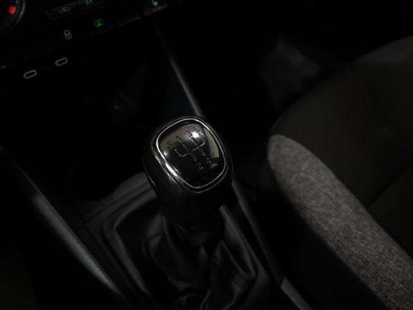Skoda Rapid II с пробегом 2022 года, цена 1 560 000 рублей, 92703 км, лифтбек, Автокод Объявления