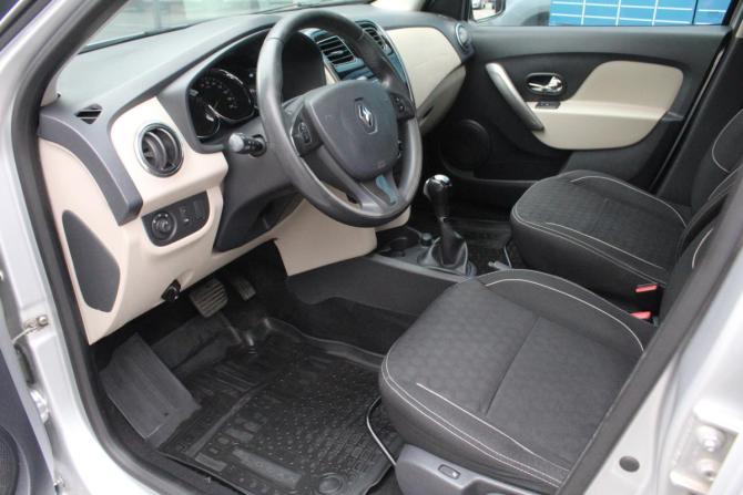 Renault Logan II с пробегом 2015 года, цена 849 000 рублей, 152674 км, седан, Автокод Объявления