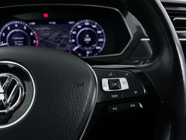 Volkswagen Tiguan II с пробегом 2018 года, цена 3 000 000 рублей, 100480 км, внедорожник, Автокод Объявления