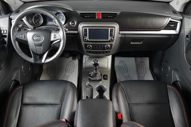 JAC T6 с пробегом 2022 года, цена 1 349 000 рублей, 130000 км, offers.body_type.unknown, Автокод Объявления