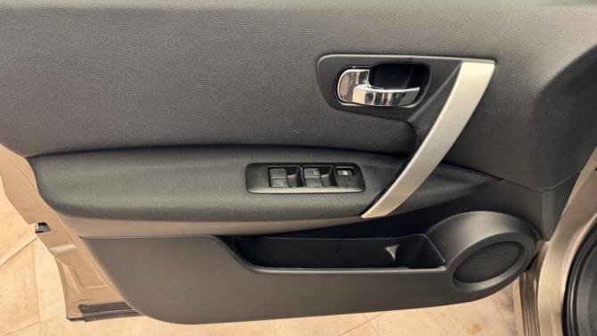 Nissan Qashqai I Рестайлинг с пробегом 2012 года, цена 1 090 000 рублей, 177397 км, внедорожник, Автокод Объявления