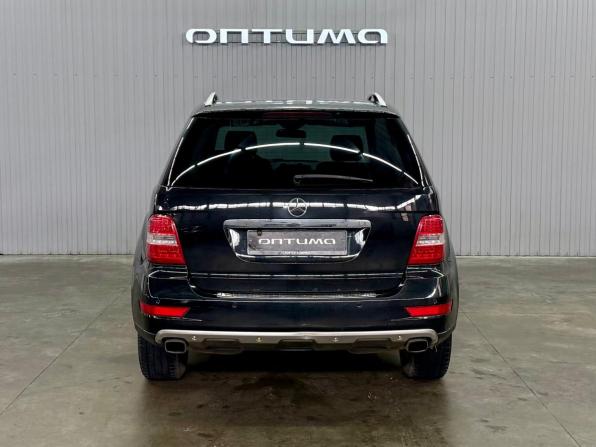 Mercedes-Benz M-Класс II (W164) Рестайлинг с пробегом 2009 года, цена 1 437 000 рублей, 315077 км, внедорожник, Автокод Объявления