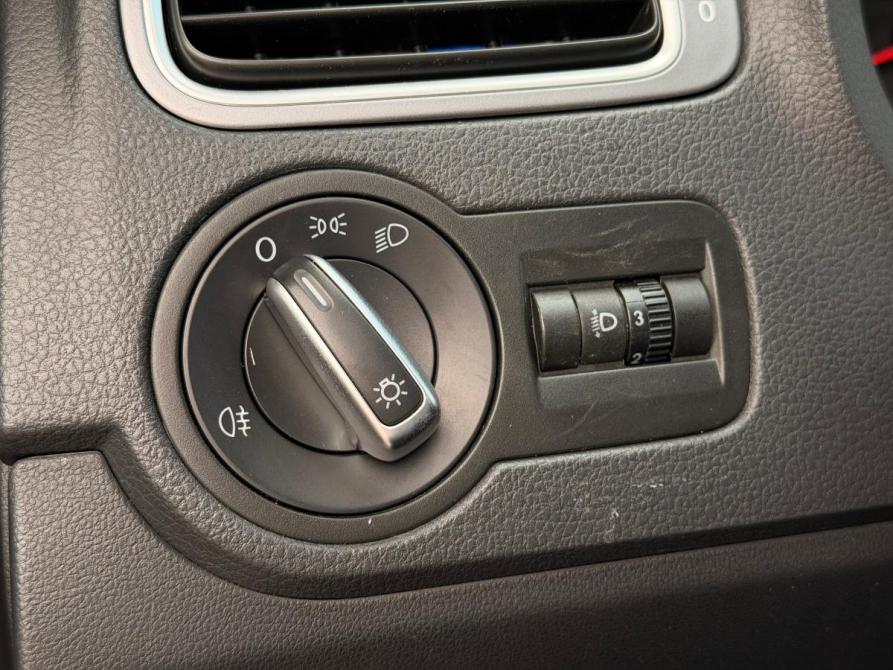 Volkswagen Polo V Рестайлинг Пермь  - изображение 21