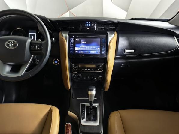 Toyota Fortuner II с пробегом 2018 года, цена 3 079 000 рублей, 169879 км, внедорожник, Автокод Объявления