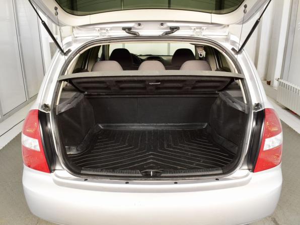 Kia Cerato I с пробегом 2006 года, цена 275 999 рублей, 240050 км, хэтчбек, Автокод Объявления