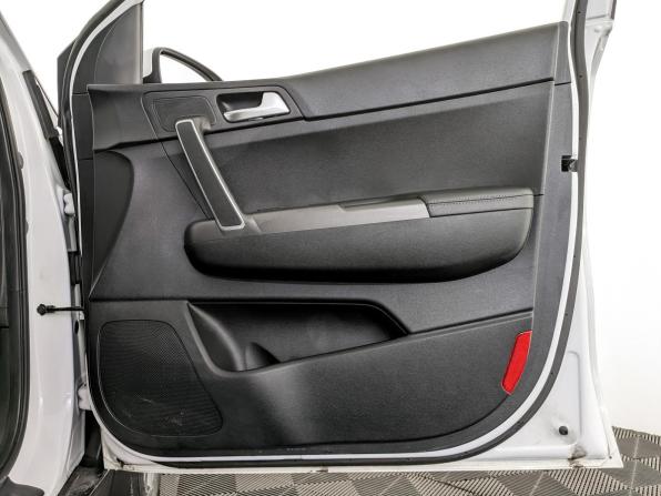Kia Sportage IV Рестайлинг с пробегом 2020 года, цена 2 220 000 рублей, 48500 км, внедорожник, Автокод Объявления