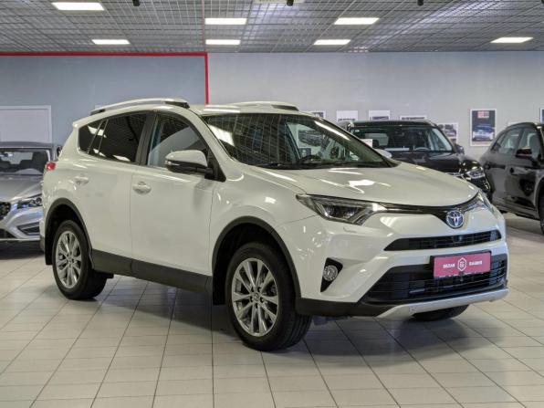 Toyota RAV4 IV (XA40) Рестайлинг с пробегом 2015 года, цена 2 399 500 рублей, 160000 км, внедорожник, Автокод Объявления