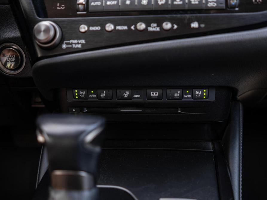 Lexus ES VII Рестайлинг Сочи  - изображение 22