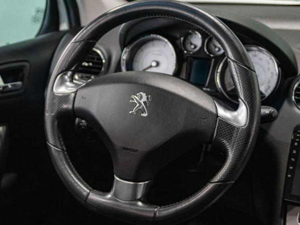 Peugeot 408 I с пробегом 2016 года, цена 743 000 рублей, 90000 км, седан, Автокод Объявления