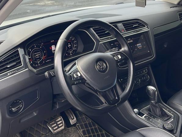 Volkswagen Tiguan II с пробегом 2018 года, цена 2 972 000 рублей, 88603 км, внедорожник, Автокод Объявления