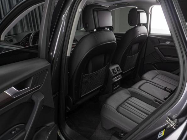 Audi Q5 II (FY) Рестайлинг с пробегом 2021 года, цена 4 989 000 рублей, 25519 км, внедорожник, Автокод Объявления