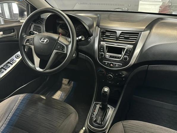 Hyundai Solaris I Рестайлинг с пробегом 2014 года, цена 995 000 рублей, 116400 км, седан, Автокод Объявления
