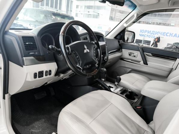 Mitsubishi Pajero IV Рестайлинг 2 с пробегом 2020 года, цена 3 450 000 рублей, 82277 км, внедорожник, Автокод Объявления