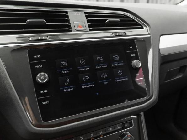 Volkswagen Tiguan II с пробегом 2017 года, цена 2 840 000 рублей, 73667 км, внедорожник, Автокод Объявления