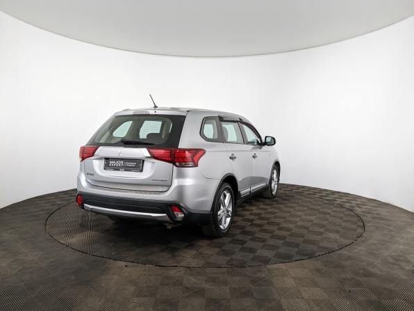 Mitsubishi Outlander III Рестайлинг 2 с пробегом 2016 года, цена 1 830 000 рублей, 90640 км, внедорожник, Автокод Объявления