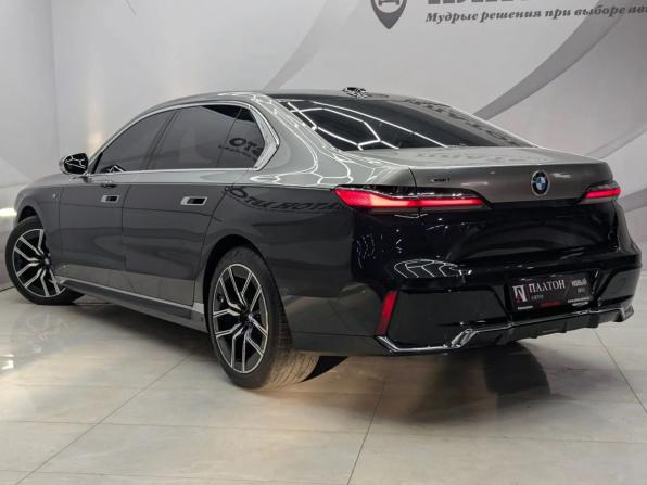 Новый BMW 7 серии VII (G70) 2025 года, цена 13 000 000 рублей, седан, Автокод Объявления