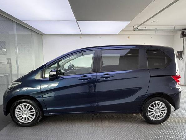 Honda Freed I с пробегом 2010 года, цена 1 150 000 рублей, 165000 км, компактвэн, Автокод Объявления