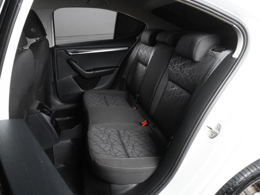 Skoda Octavia III (A7) Рестайлинг Минеральные Воды  - изображение 9