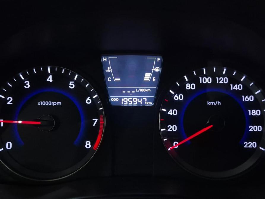 Hyundai Solaris I Альметьевск  - изображение 16