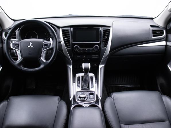 Mitsubishi Pajero Sport III с пробегом 2019 года, цена 3 108 000 рублей, 56945 км, внедорожник, Автокод Объявления