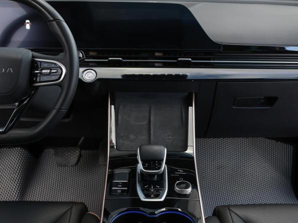 Omoda C5 I с пробегом 2023 года, цена 1 829 000 рублей, 65800 км, внедорожник, Автокод Объявления