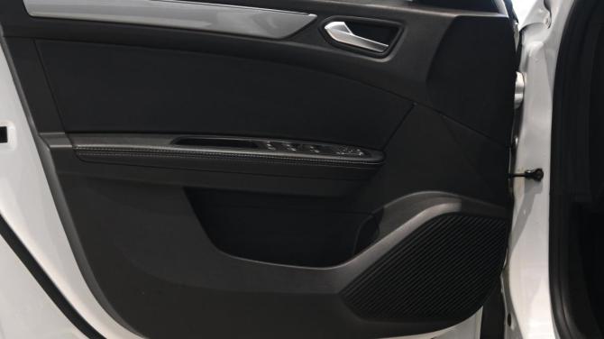 Renault Arkana I с пробегом 2022 года, цена 1 895 000 рублей, 86586 км, внедорожник, Автокод Объявления