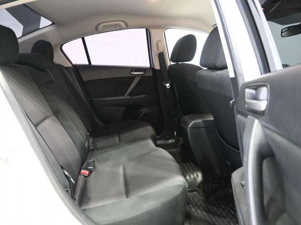 Mazda 3 II (BL) Рестайлинг с пробегом 2012 года, цена 989 900 рублей, 165000 км, седан, Автокод Объявления