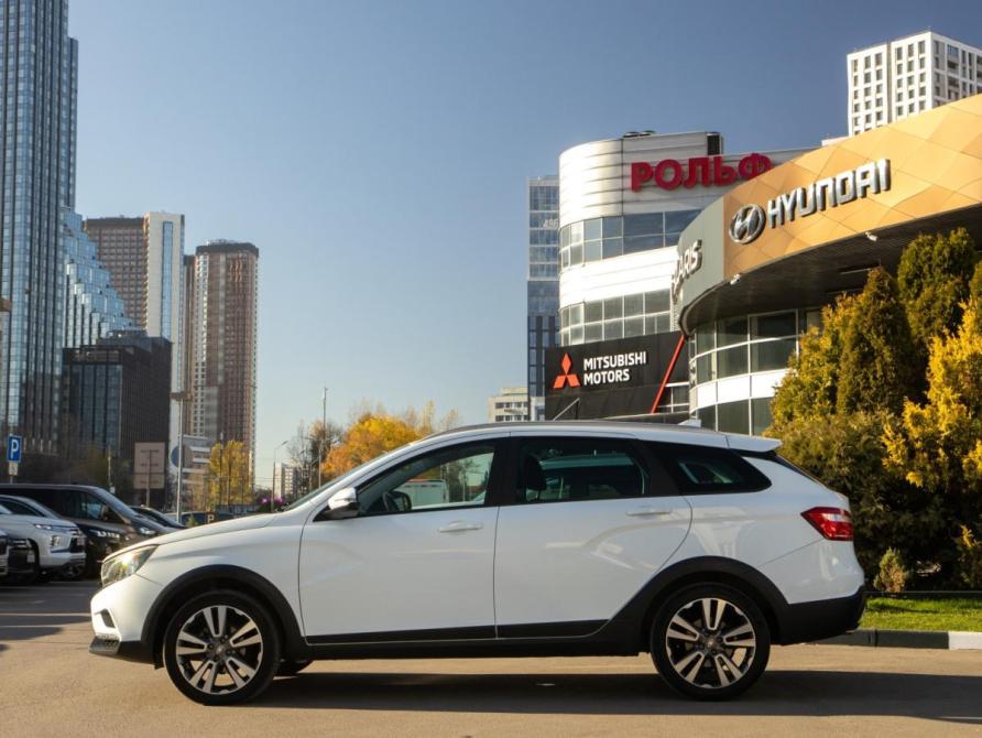 Lada (ВАЗ) Vesta I Москва  - изображение 6