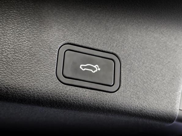 Geely Atlas Pro с пробегом 2023 года, цена 1 950 000 рублей, 92897 км, внедорожник, Автокод Объявления