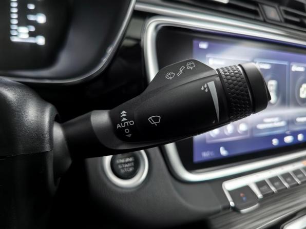 Geely Atlas Pro с пробегом 2023 года, цена 1 995 000 рублей, 68159 км, внедорожник, Автокод Объявления