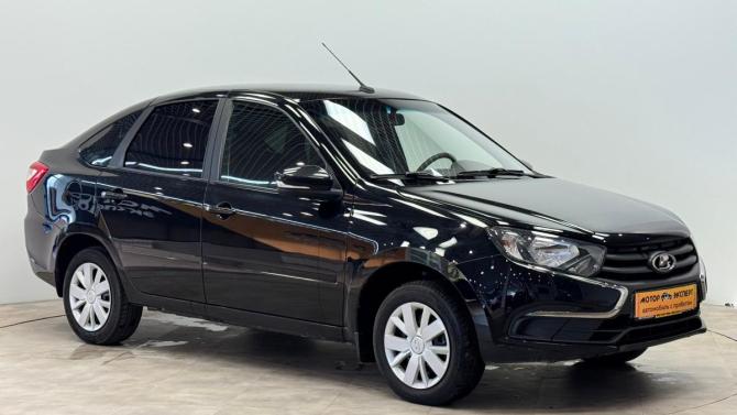 Lada (ВАЗ) Granta I Рестайлинг с пробегом 2023 года, цена 830 000 рублей, 30000 км, седан, Автокод Объявления