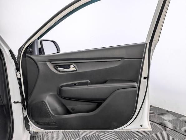 Kia Rio IV Рестайлинг с пробегом 2022 года, цена 1 745 000 рублей, 102660 км, хэтчбек, Автокод Объявления