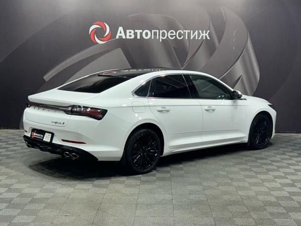 Geely Preface I с пробегом 2024 года, цена 2 490 000 рублей, 25380 км, седан, Автокод Объявления