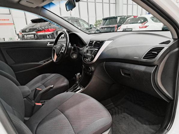 Hyundai Solaris I Рестайлинг с пробегом 2016 года, цена 1 340 000 рублей, 98525 км, седан, Автокод Объявления