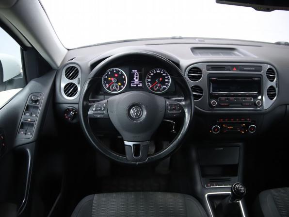 Volkswagen Tiguan I Рестайлинг с пробегом 2013 года, цена 1 000 000 рублей, 261341 км, внедорожник, Автокод Объявления