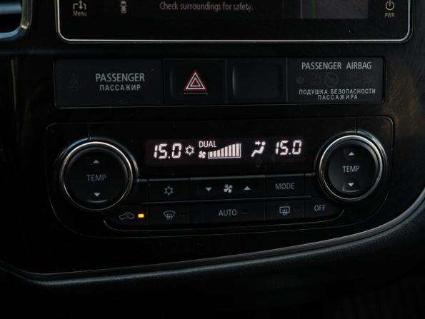 Mitsubishi Outlander III Рестайлинг 3 с пробегом 2018 года, цена 2 200 000 рублей, 156192 км, внедорожник, Автокод Объявления