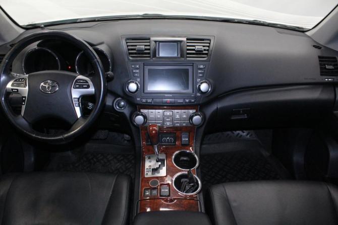 Toyota Highlander II (XU40) Рестайлинг с пробегом 2011 года, цена 2 149 000 рублей, 125218 км, внедорожник, Автокод Объявления