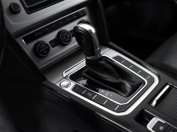 Volkswagen Passat B8 с пробегом 2015 года, цена 1 180 000 рублей, 147089 км, седан, Автокод Объявления