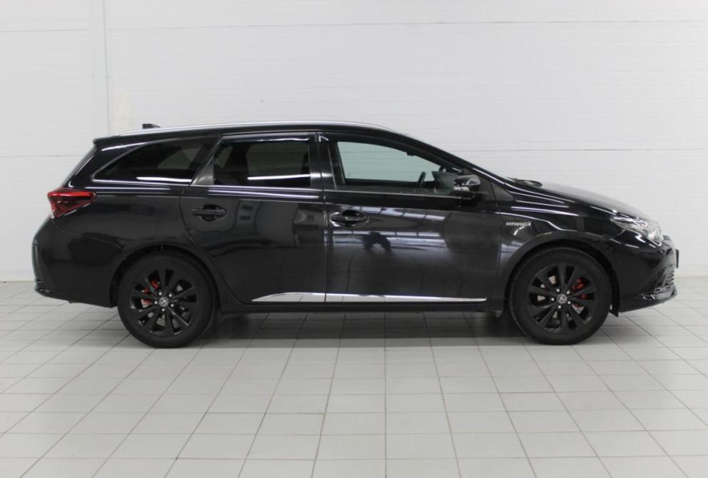 Toyota Auris II Рестайлинг Астрахань  - изображение 4