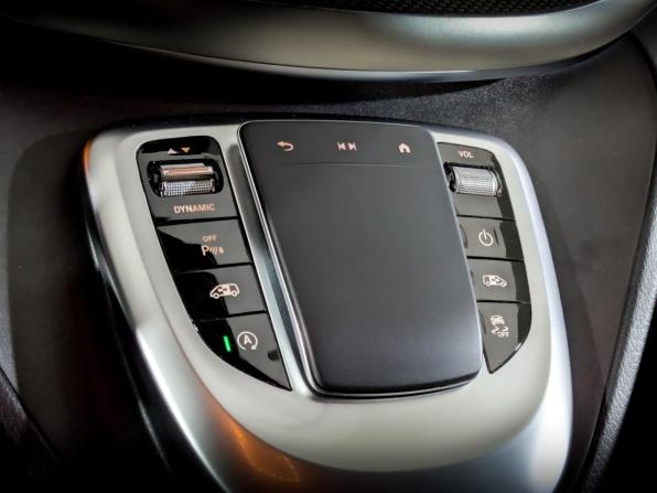 Mercedes-Benz V-Класс III (W447) Рестайлинг с пробегом 2023 года, цена 9 200 000 рублей, 72885 км, минивэн, Автокод Объявления