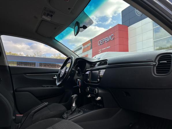 Kia Rio IV с пробегом 2018 года, цена 1 425 000 рублей, 80886 км, седан, Автокод Объявления
