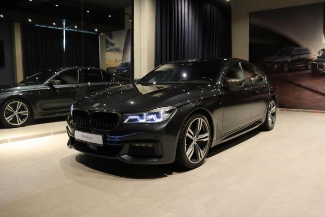 BMW 7 серии VI (G11/G12) с пробегом 2018 года, цена 5 180 000 рублей, 87857 км, седан, Автокод Объявления