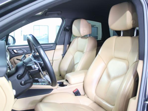 Porsche Macan I с пробегом 2017 года, цена 3 415 000 рублей, 95802 км, внедорожник, Автокод Объявления